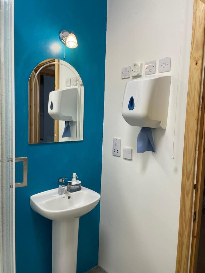 Rosehip Barn Apartment Лонсестън Екстериор снимка