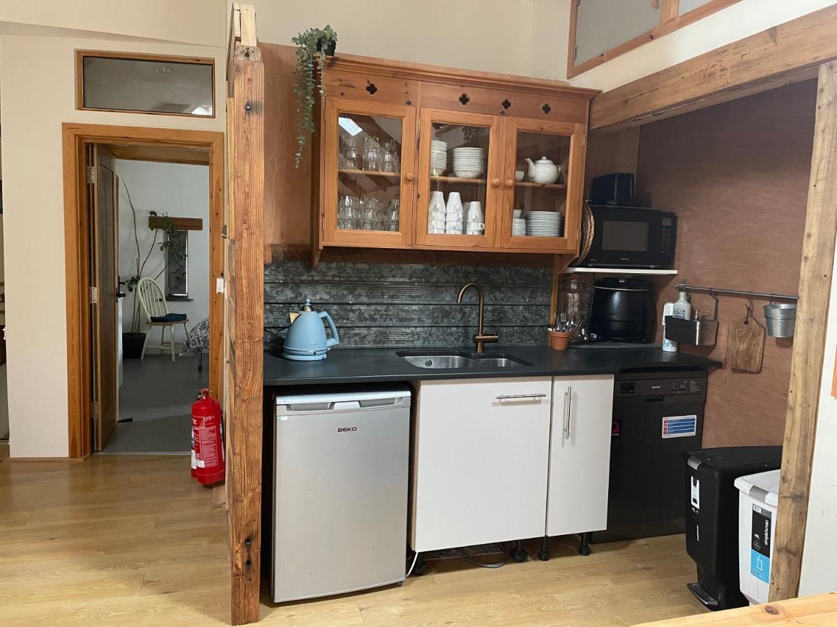 Rosehip Barn Apartment Лонсестън Екстериор снимка